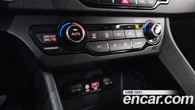 Kia Niro 2017 — фото 18