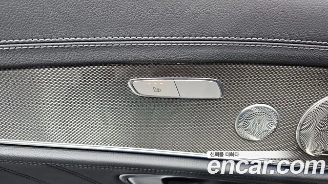 Mercedes-Benz E-Class 2022 — фото 18