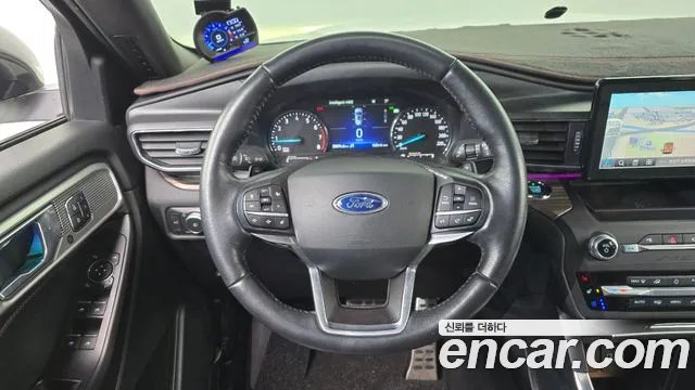 Ford Explorer 2020 — фото 13