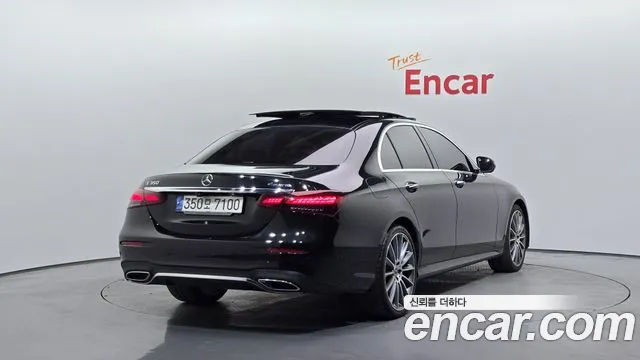 Mercedes-Benz E-Class 2021 — фото 2