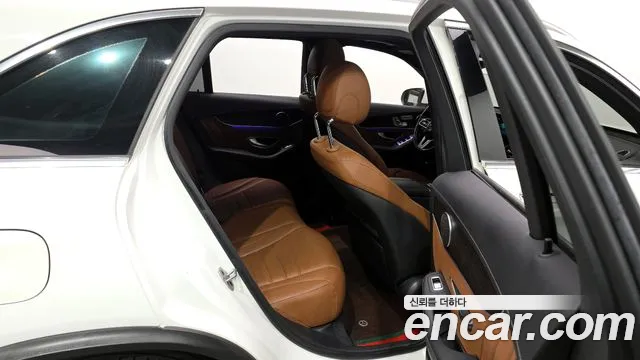 Mercedes-Benz GLC-Class 2022 — фото 12