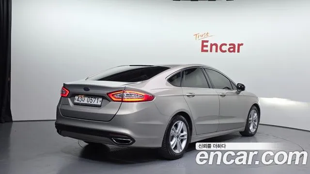 Ford Mondeo 2015 — фото 2