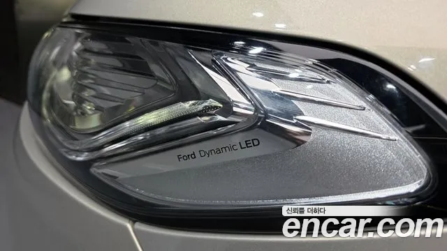 Ford Mondeo 2015 — фото 18