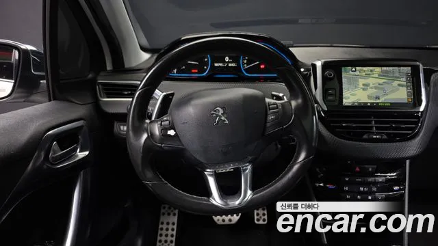 Peugeot 2008 2015 — фото 13