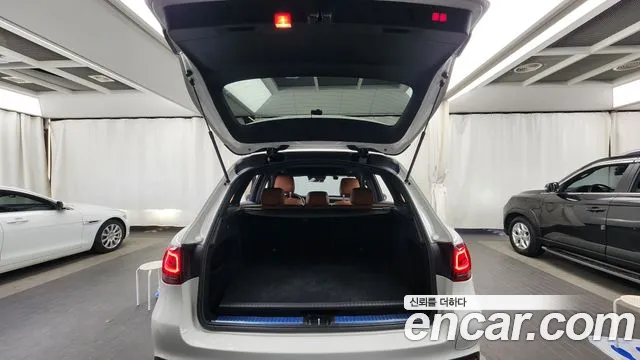 Mercedes-Benz GLC-Class 2022 — фото 20