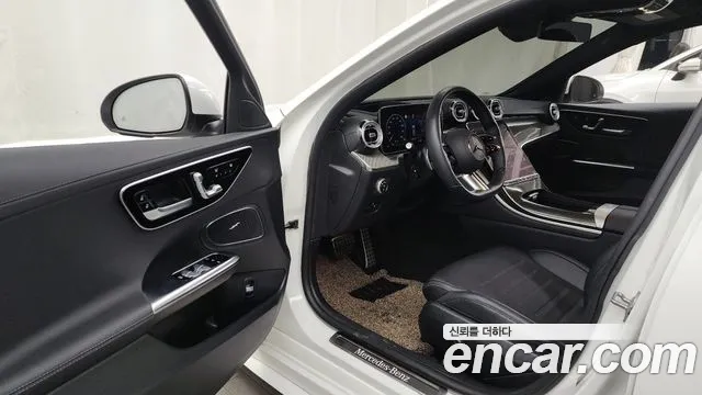 Mercedes-Benz C-Class 2022 — фото 10
