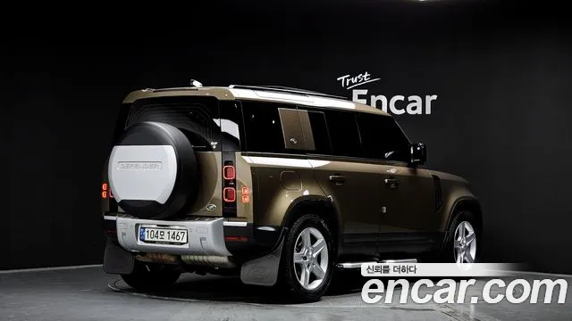 Land Rover Defender 2022 — фото 2
