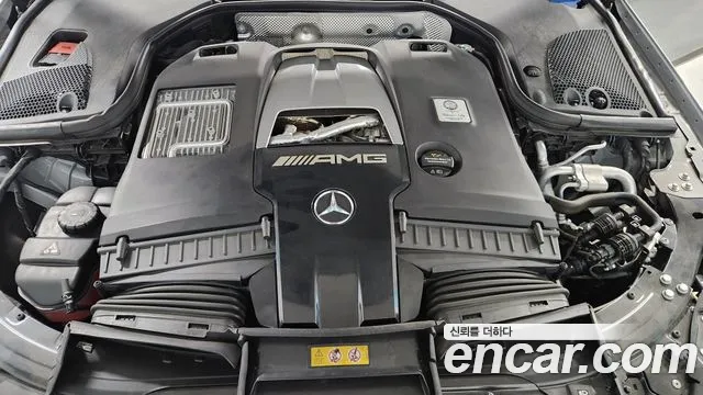 Mercedes-Benz AMG GT 2023 — фото 6