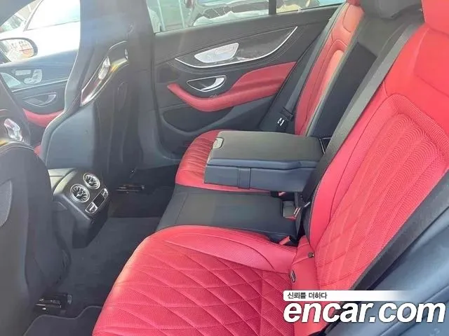 Mercedes-Benz AMG GT 2023 — фото 11