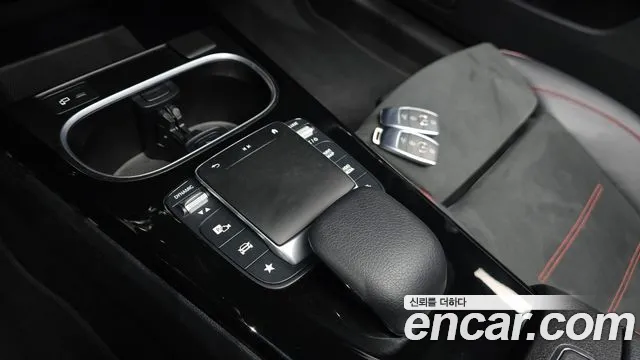Mercedes-Benz CLA-Class 2023 — фото 18