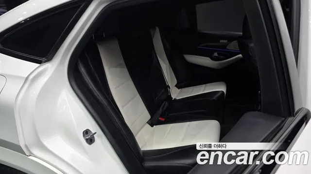 Mercedes-Benz GLE-Class 2022 — фото 11
