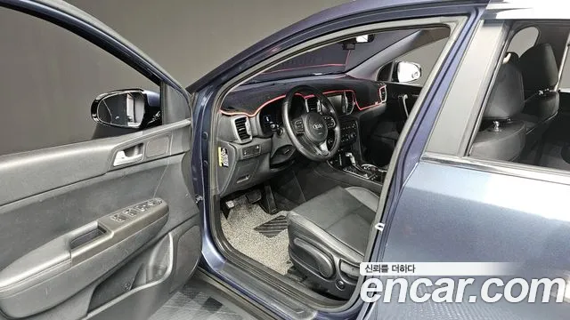 Kia Sportage 2018 — фото 10