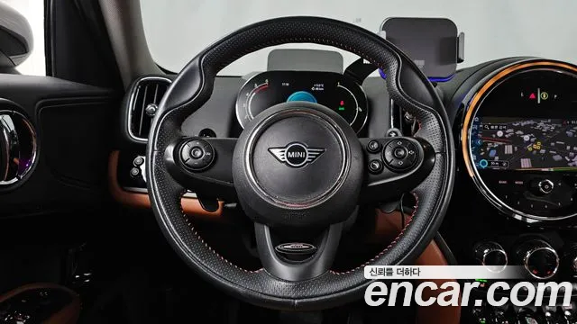 Mini Countryman 2021 — фото 13