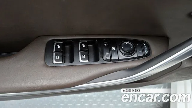 Kia Stinger 2018 — фото 18