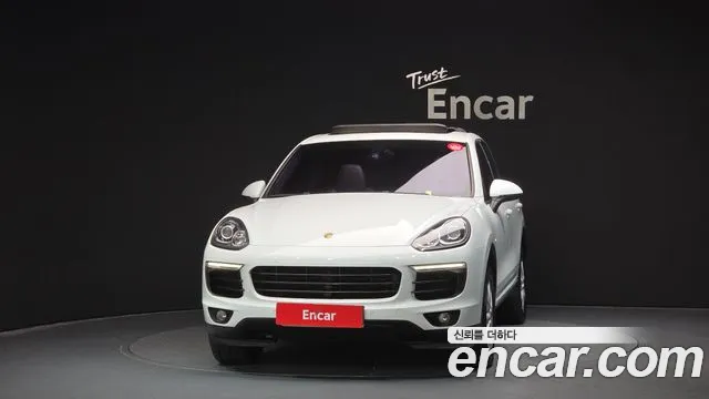 Porsche Cayenne 2016 — фото 3