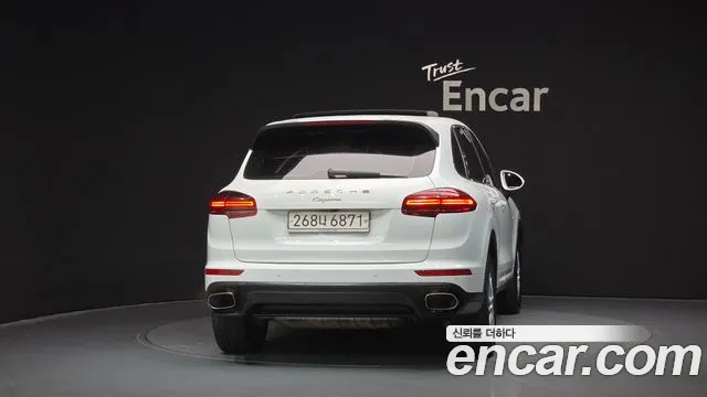 Porsche Cayenne 2016 — фото 4