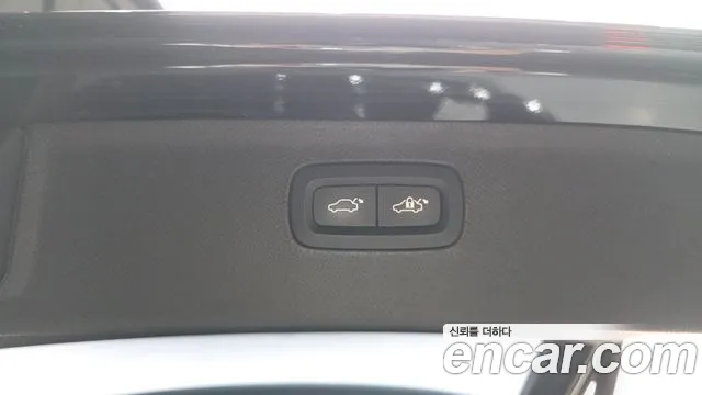 Volvo XC90 2021 — фото 20