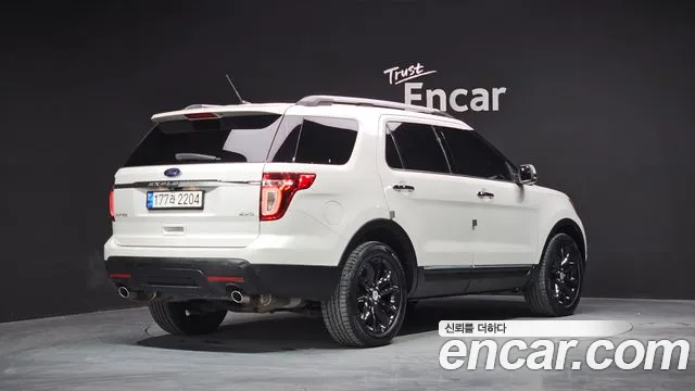 Ford Explorer 2015 — фото 2