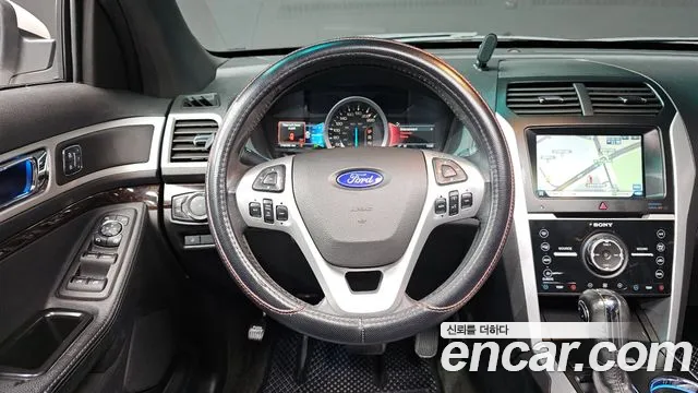 Ford Explorer 2015 — фото 13