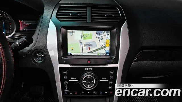 Ford Explorer 2015 — фото 14