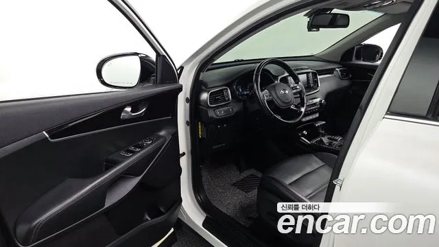 Kia Sorento 2018 — фото 15