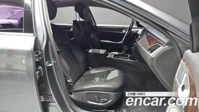 Hyundai Genesis 2015 — фото 11