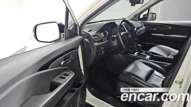 Honda Pilot 2017 — фото 10