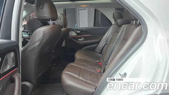 Mercedes-Benz GLE-Class 2023 — фото 12