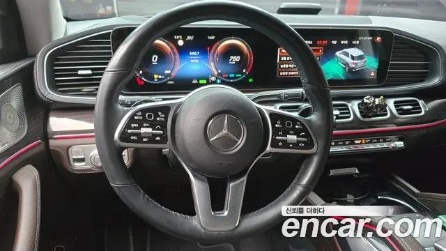 Mercedes-Benz GLE-Class 2023 — фото 13