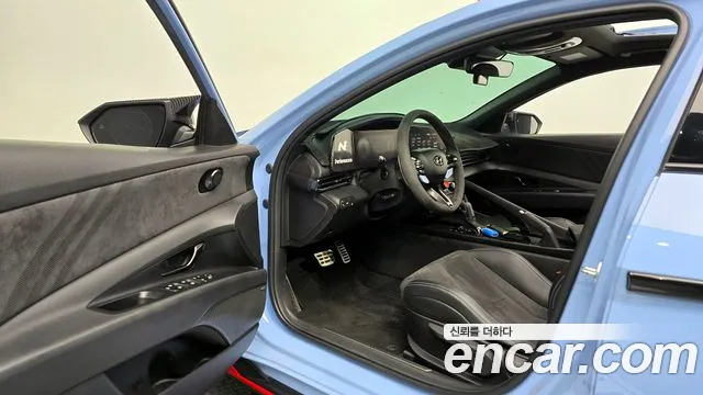Hyundai AVANTE 2022 — фото 11