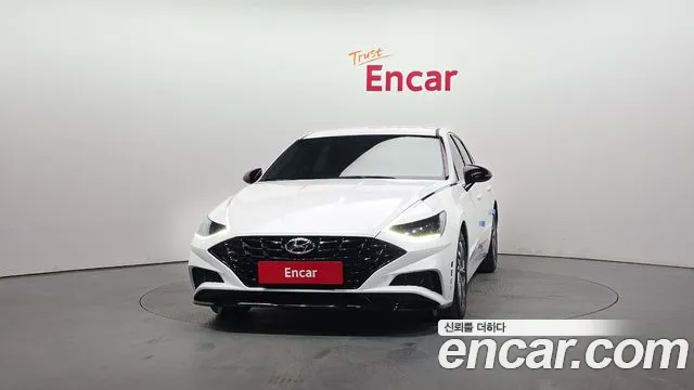 Hyundai Sonata 2022 — фото 3