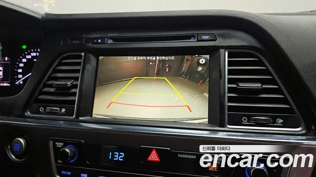 Hyundai Sonata 2017 — фото 16