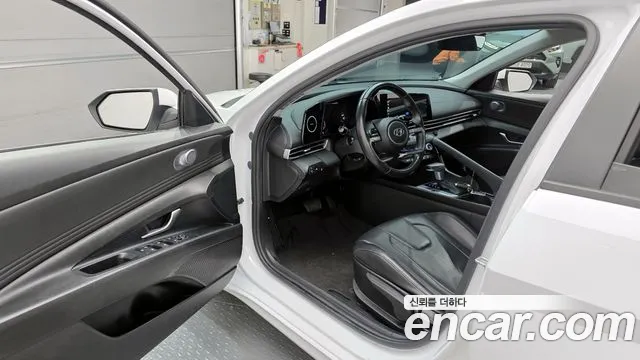 Hyundai AVANTE 2022 — фото 10
