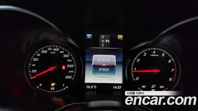 Mercedes-Benz C-Class 2017 — фото 8