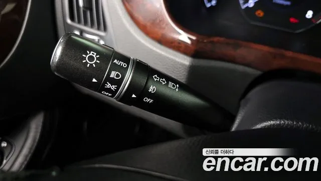Hyundai Equus 2012 — фото 13