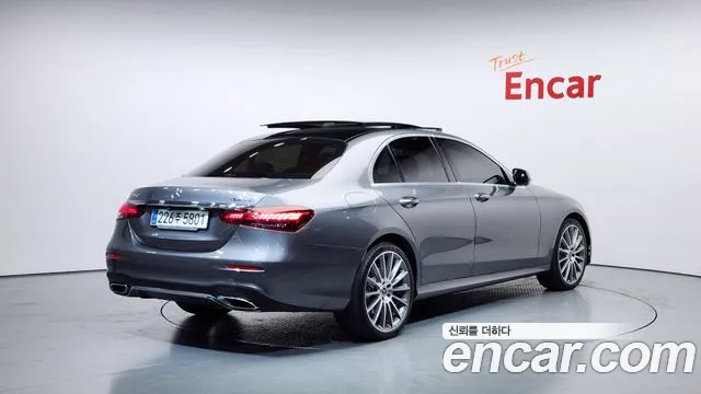 Mercedes-Benz E-Class 2021 — фото 2