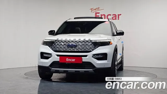 Ford Explorer 2020 — фото 3