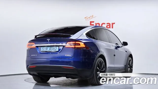 Tesla Model X 2019 — фото 2