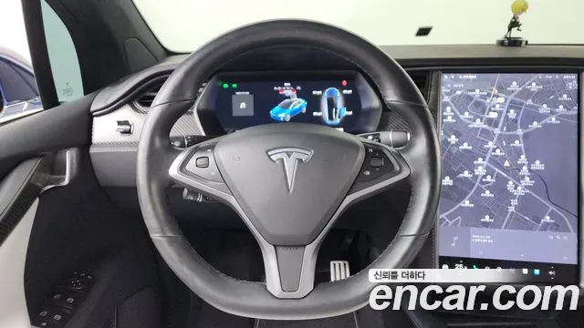 Tesla Model X 2019 — фото 13
