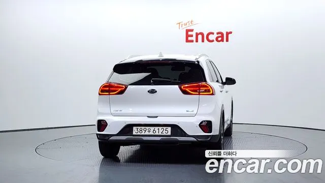 Kia Niro 2020 — фото 4