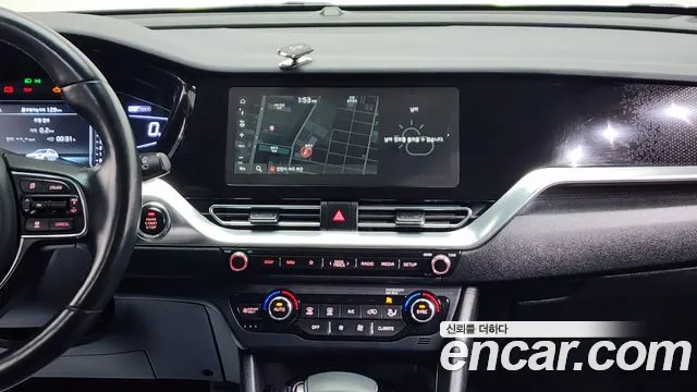 Kia Niro 2020 — фото 14