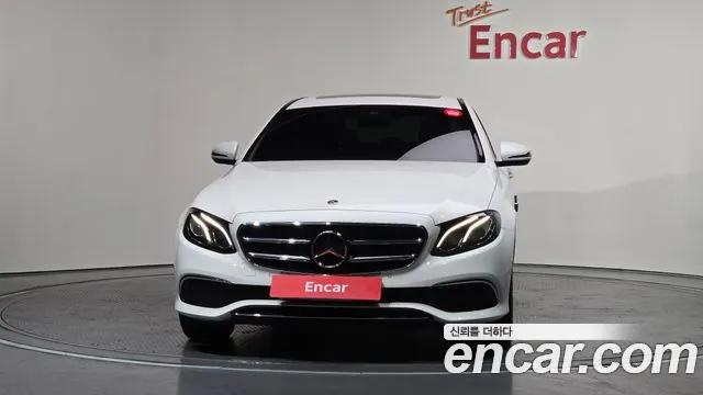 Mercedes-Benz E-Class 2020 — фото 3