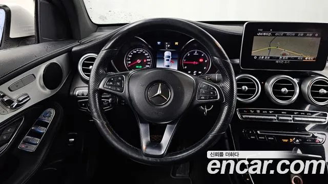 Mercedes-Benz GLC-Class 2018 — фото 13