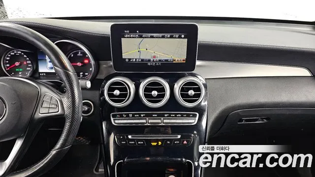 Mercedes-Benz GLC-Class 2018 — фото 14
