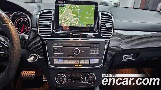 Mercedes-Benz GLE-Class 2017 — фото 19