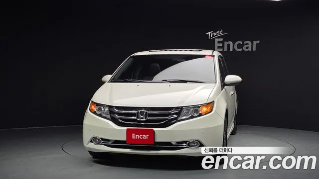Honda Odyssey 2015 — фото 3