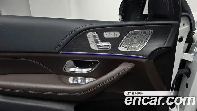Mercedes-Benz GLS-Class 2022 — фото 17