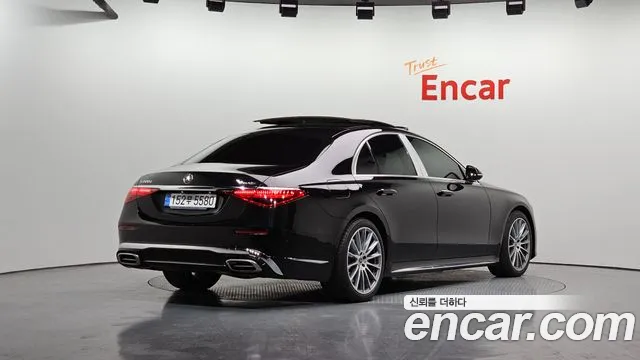 Mercedes-Benz S-Class 2023 — фото 2