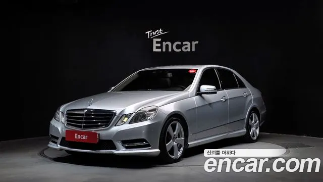 Mercedes-Benz E-Class 2013 — фото 1