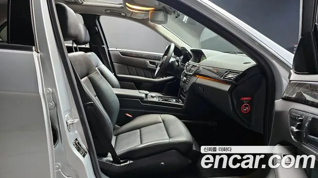 Mercedes-Benz E-Class 2013 — фото 10